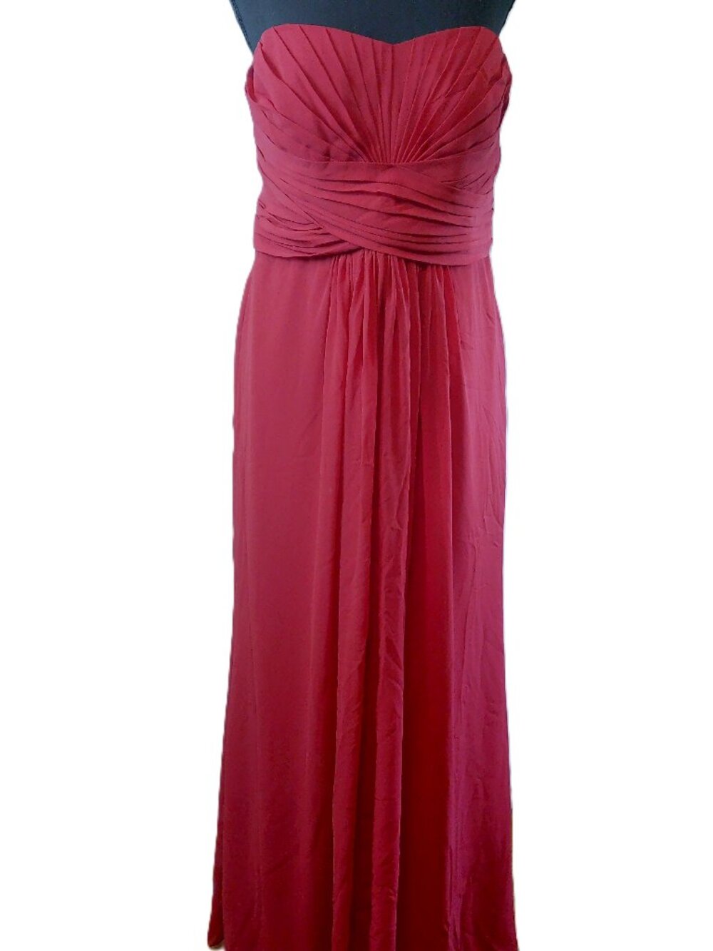 David’s Bridal Strapless Chiffon Formal Gown / Bridesmaid Dress – Red / Berry